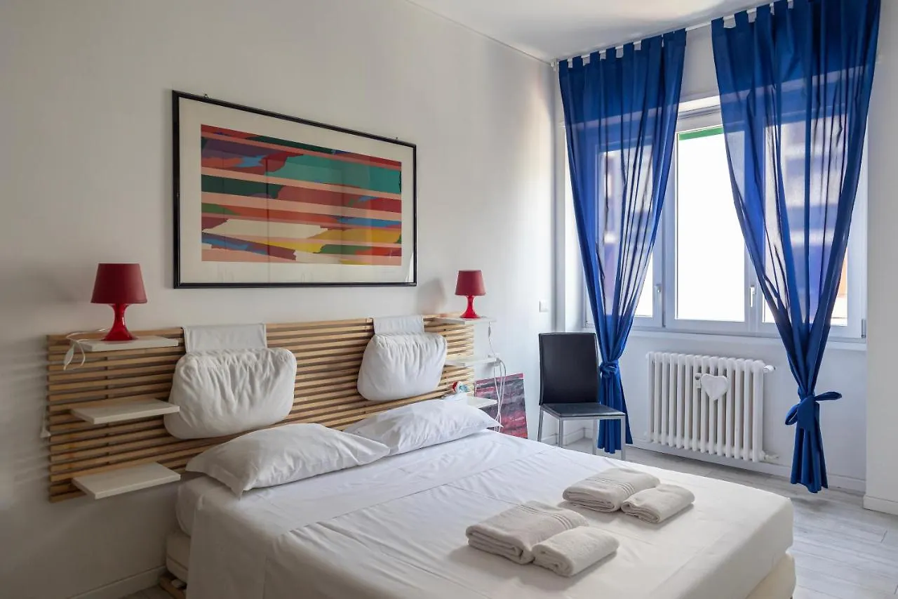 Appartamento Elegante Bilocale In Corso Lodi/Brenta Milano 0*,