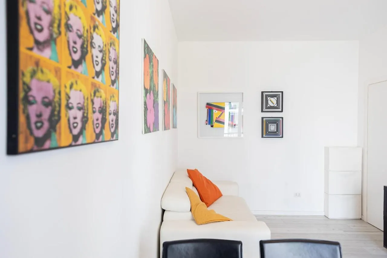 Appartamento Elegante Bilocale In Corso Lodi/Brenta Milano